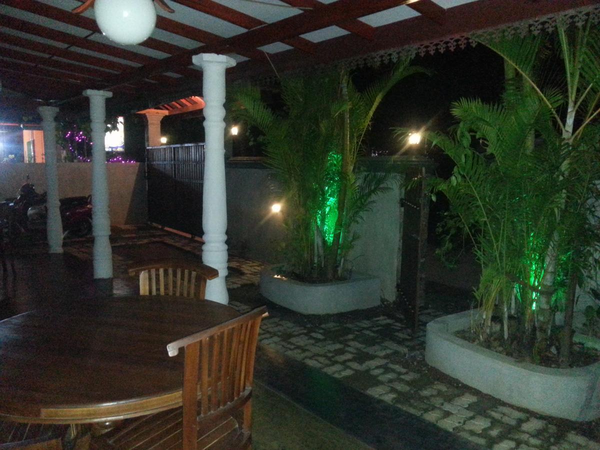 Shantha Surf Villa Weligama Kültér fotó