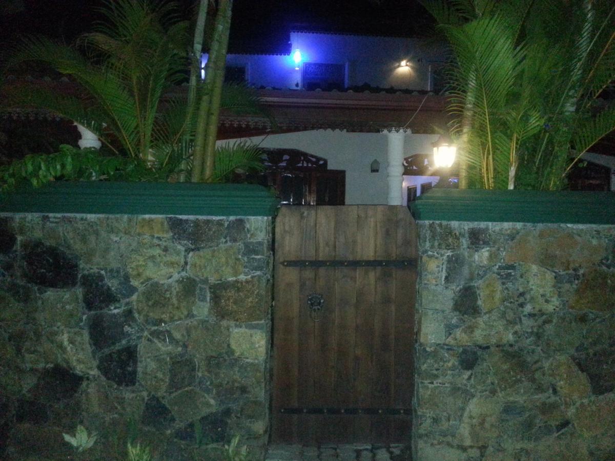 Shantha Surf Villa Weligama Kültér fotó